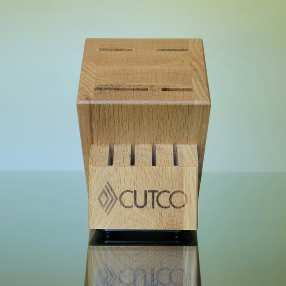 Cutco Studio Kitchen Oak Knife Block